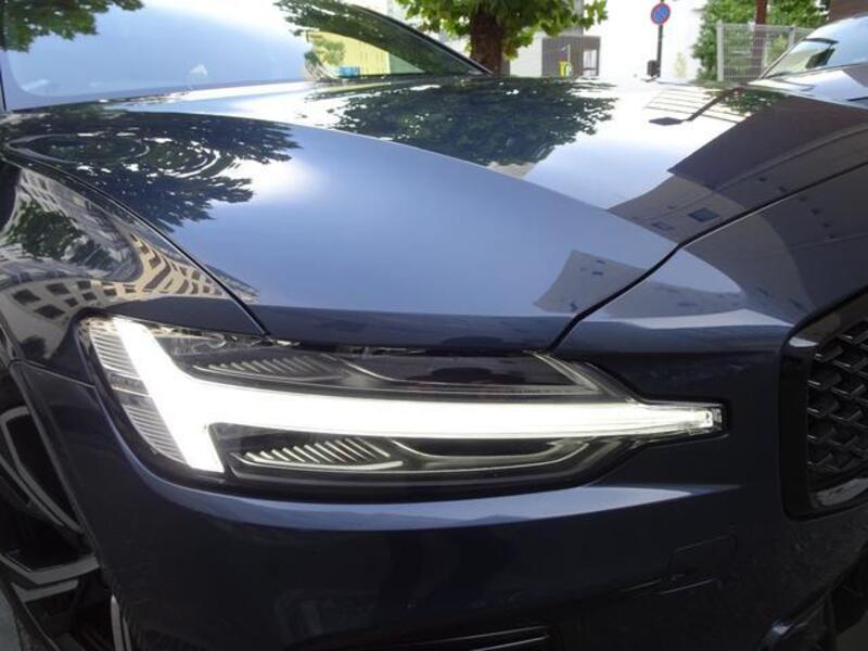 V60