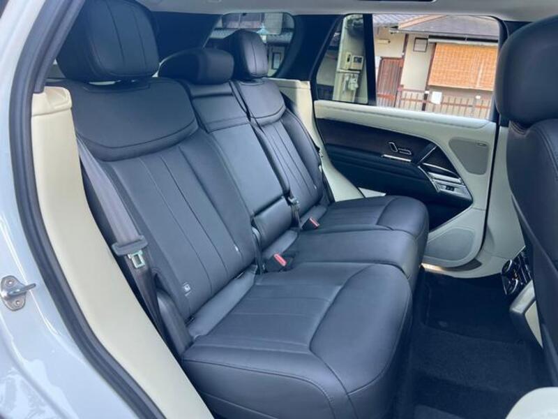 RANGE ROVER
