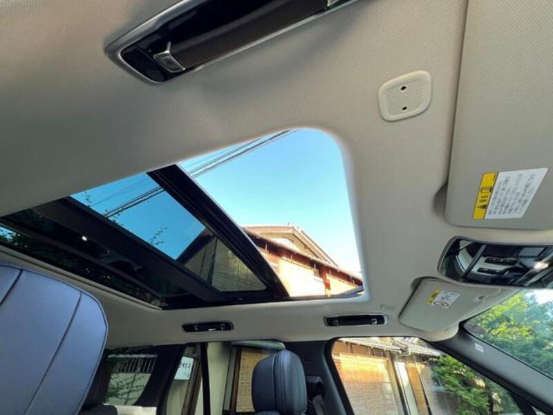 RANGE ROVER