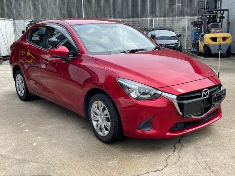 MAZDA2-0