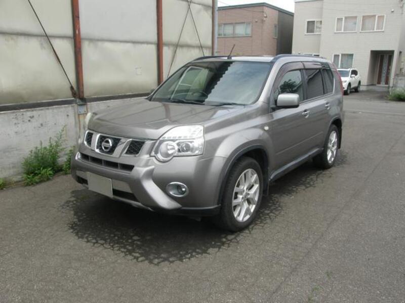X-TRAIL-0