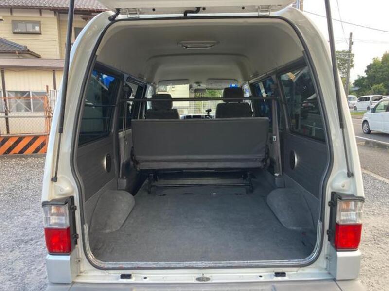 BONGO VAN
