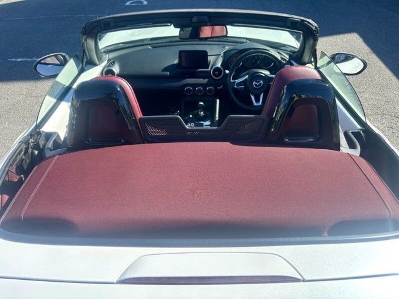 ROADSTER