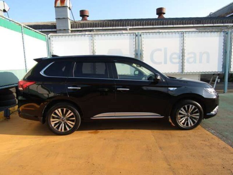 OUTLANDER PHEV