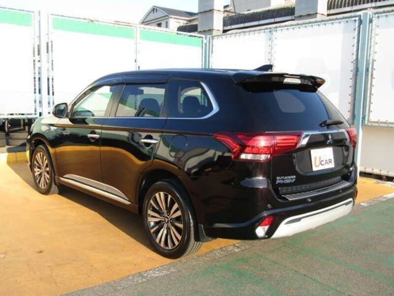 OUTLANDER PHEV