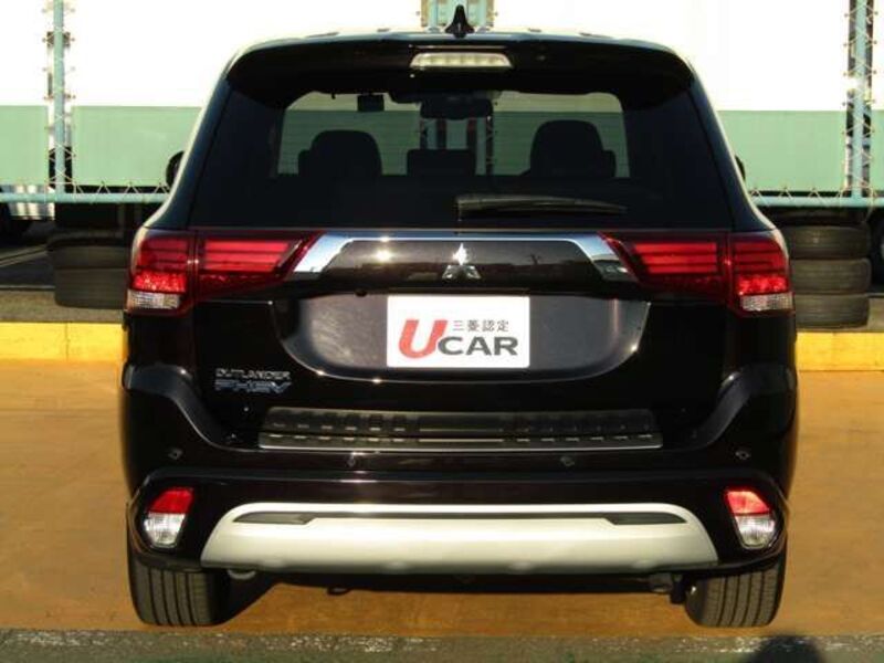 OUTLANDER PHEV