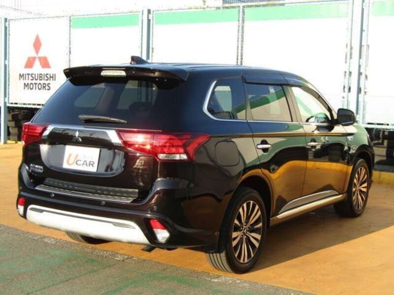 OUTLANDER PHEV
