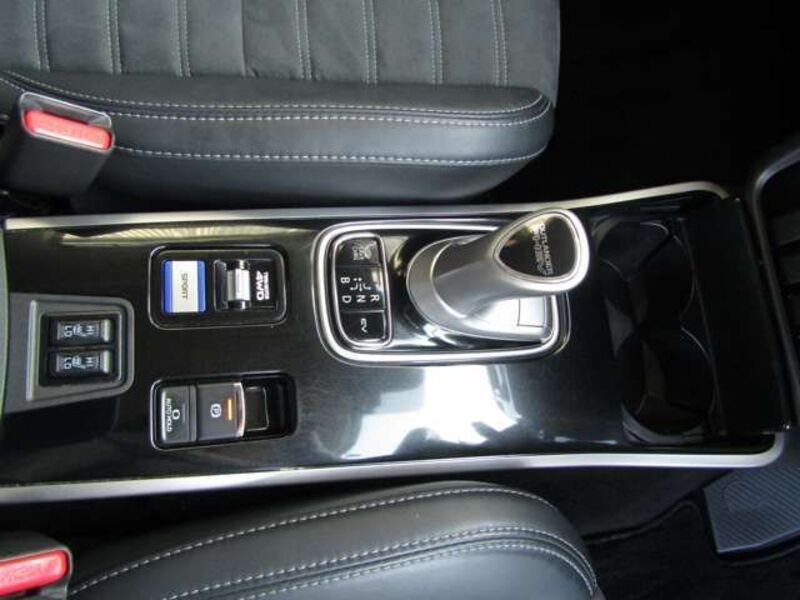 OUTLANDER PHEV