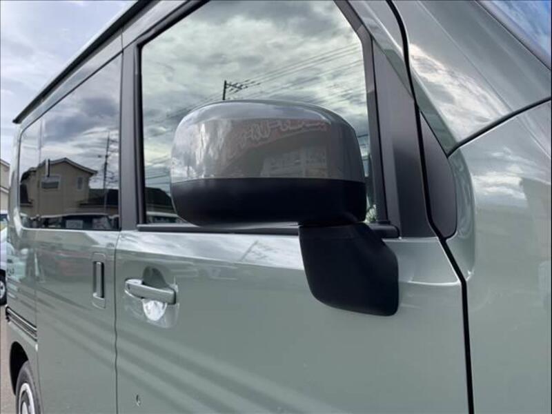 N-VAN