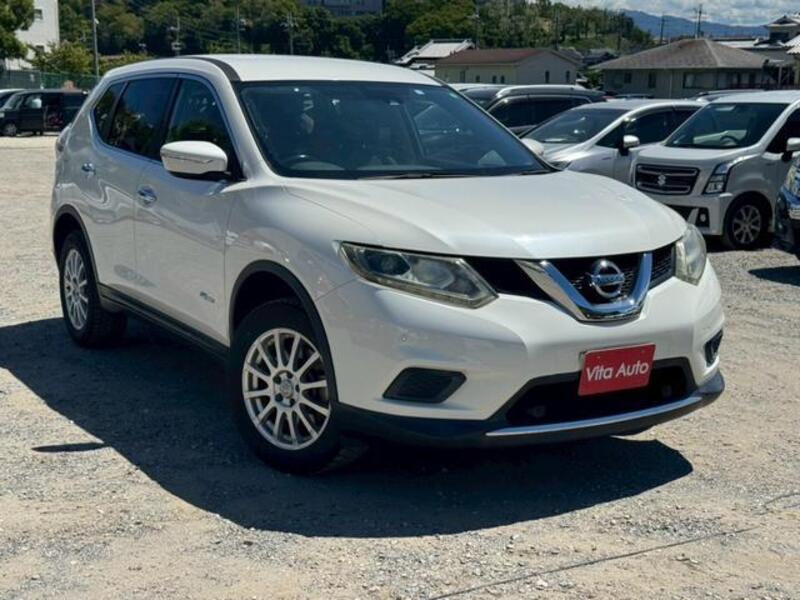 X-TRAIL