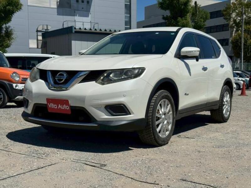 X-TRAIL