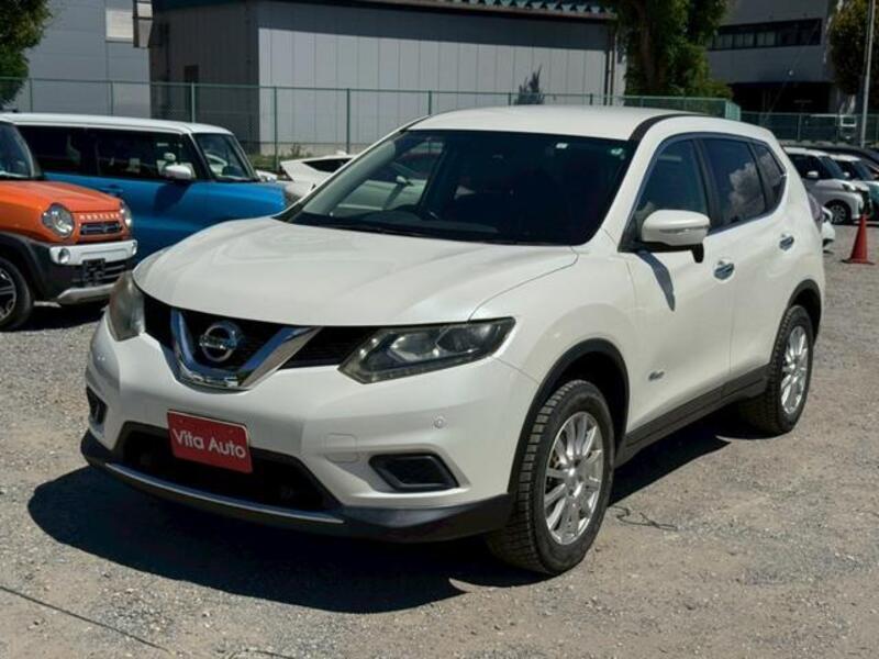 X-TRAIL
