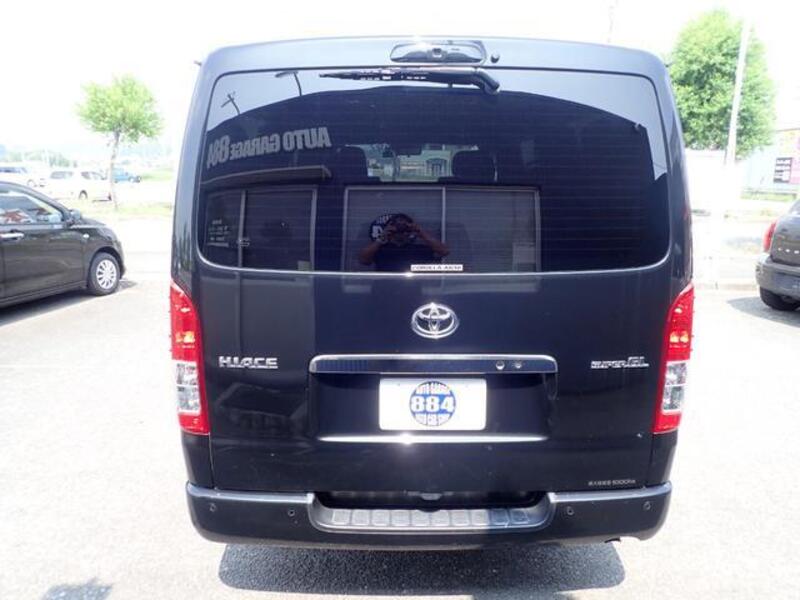 HIACE VAN