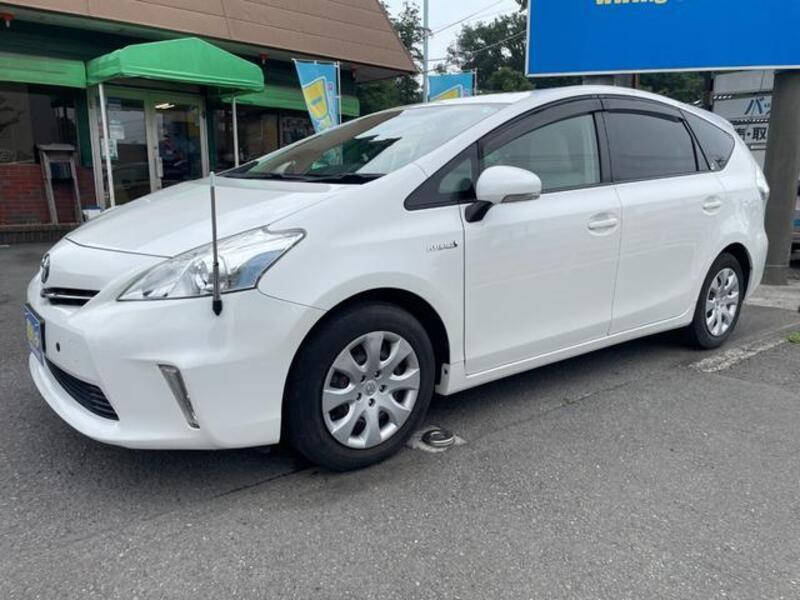 PRIUS ALPHA