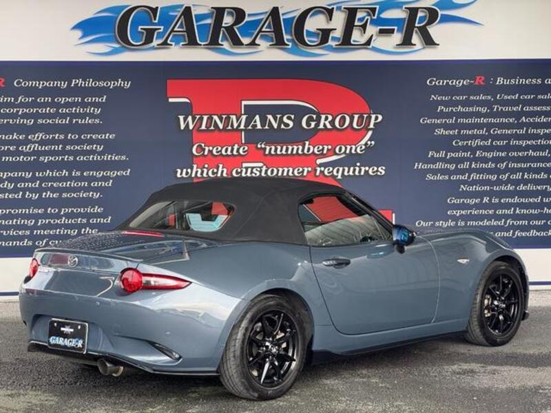 ROADSTER