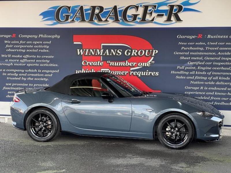 ROADSTER