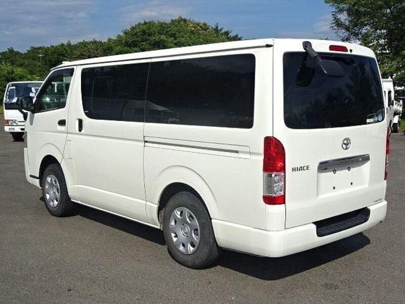 HIACE