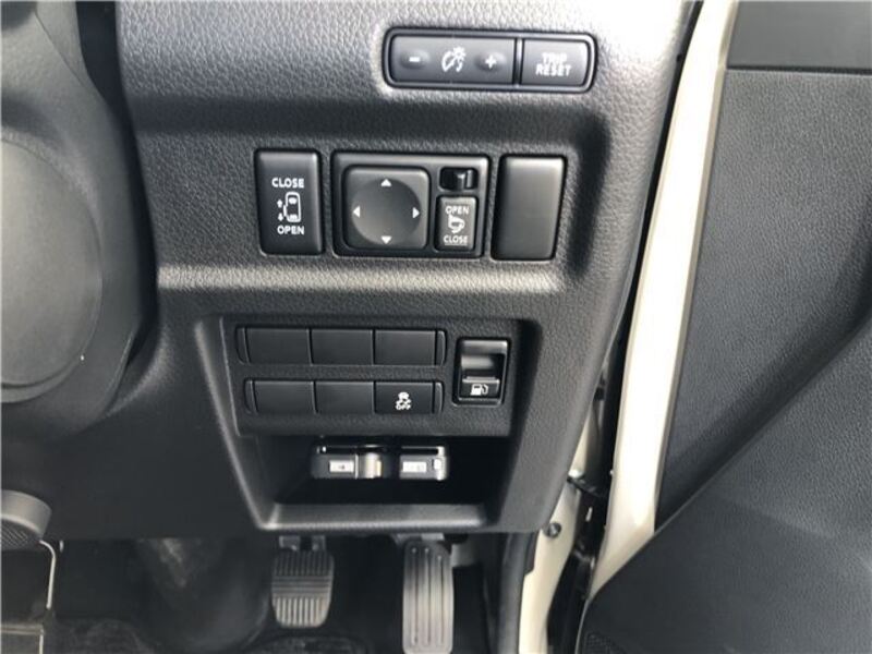 CARAVAN VAN