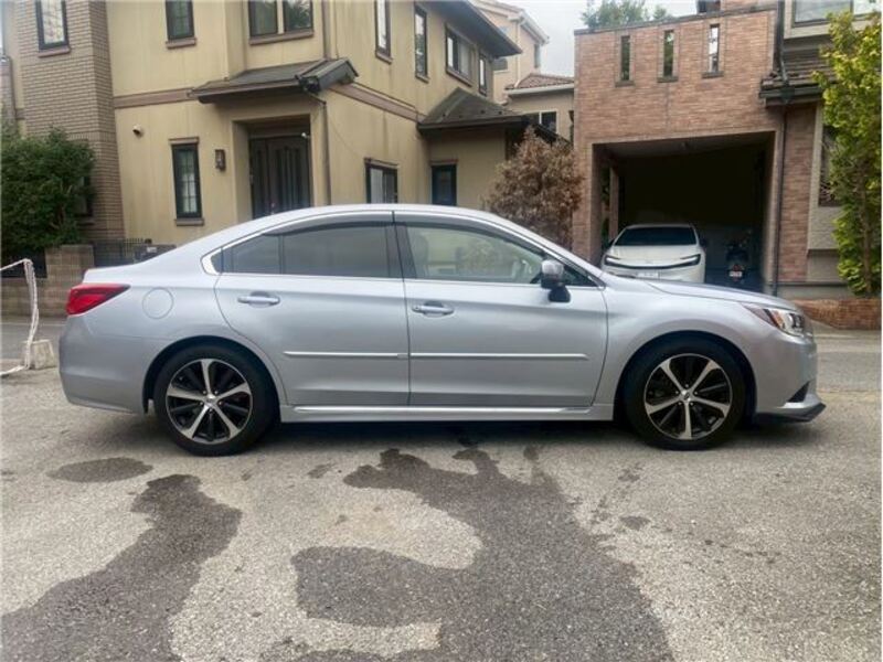 LEGACY B4