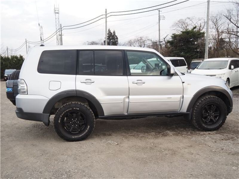 PAJERO