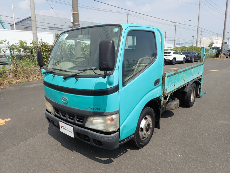 TOYOTA DYNA