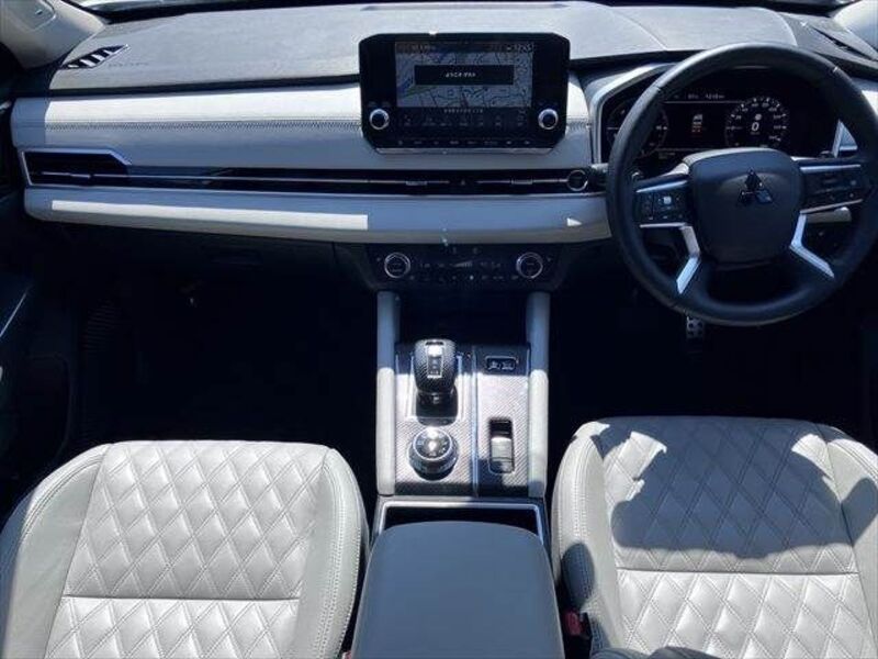 OUTLANDER PHEV