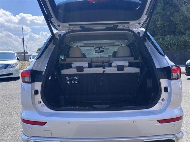 OUTLANDER PHEV