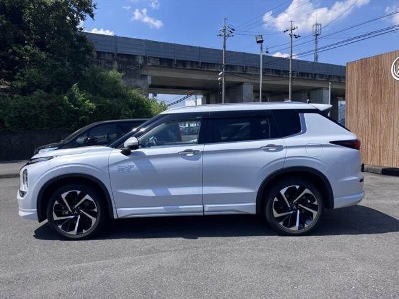 OUTLANDER PHEV
