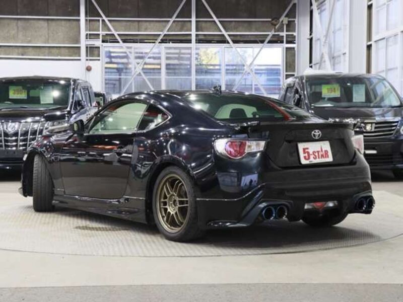 86