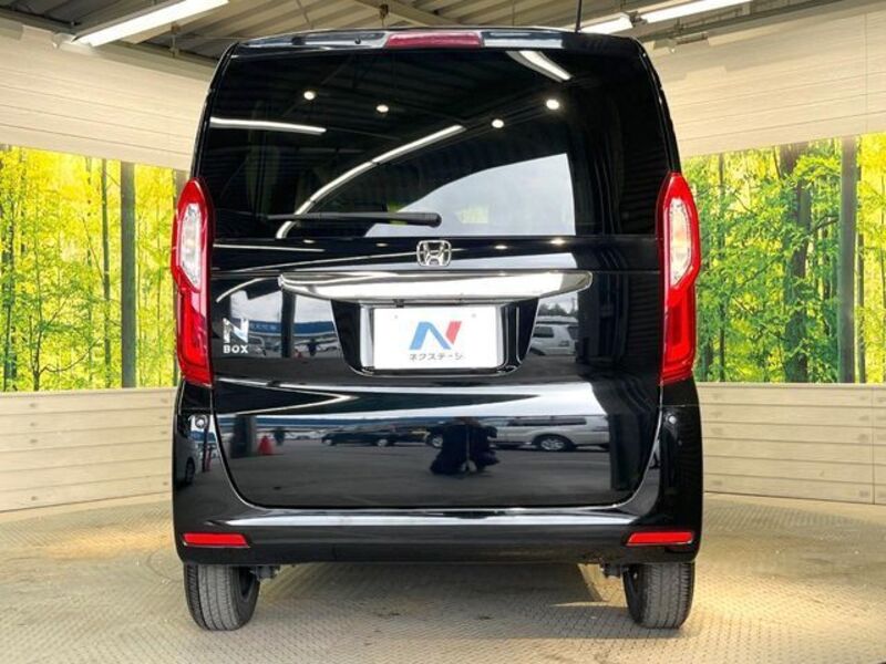 N BOX