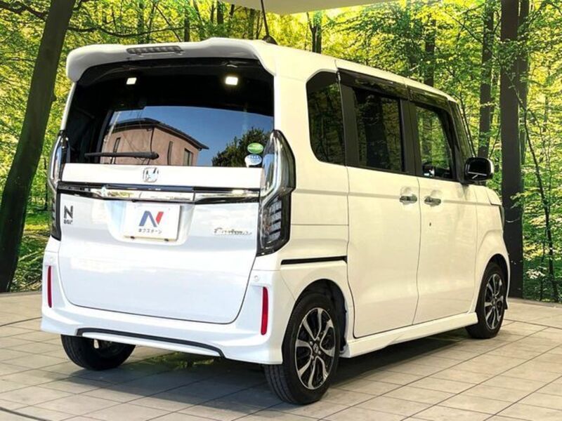 N BOX CUSTOM