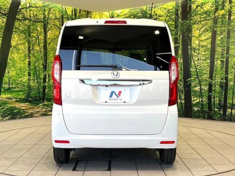 N BOX