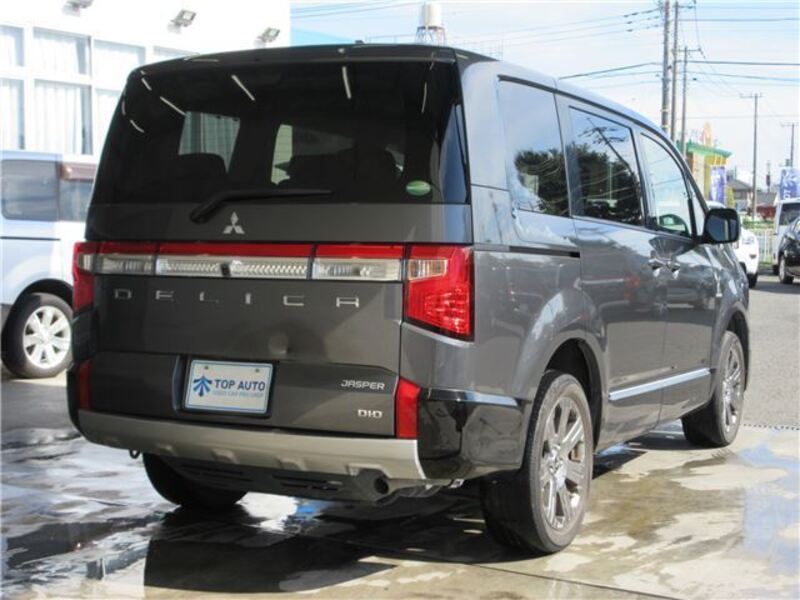 DELICA D5