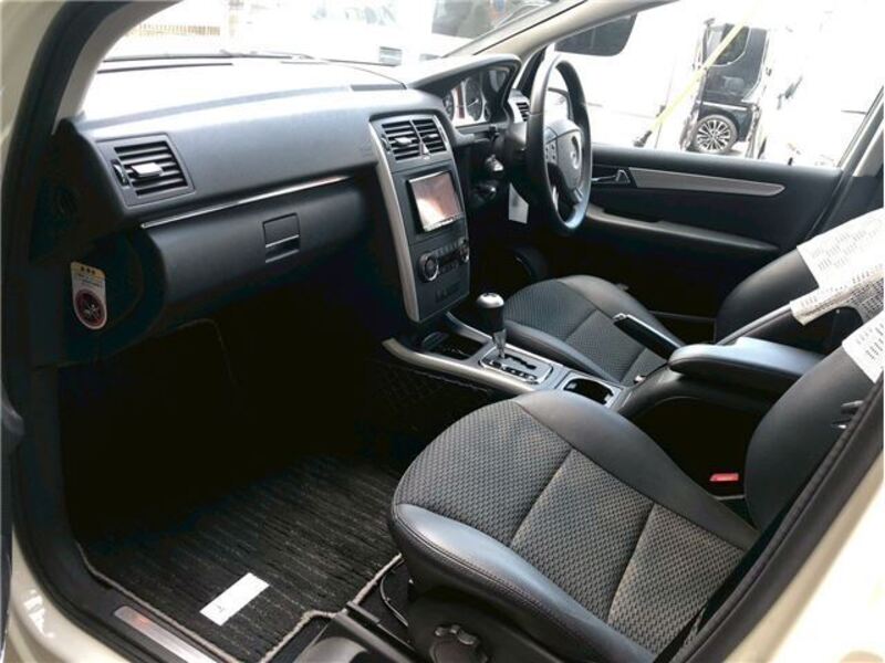 B-CLASS