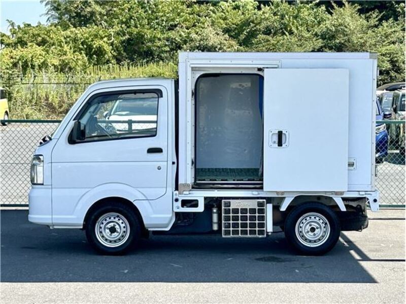 CARRY TRUCK