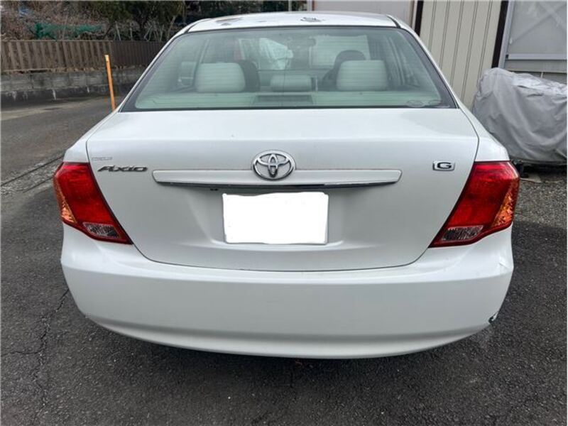 COROLLA AXIO