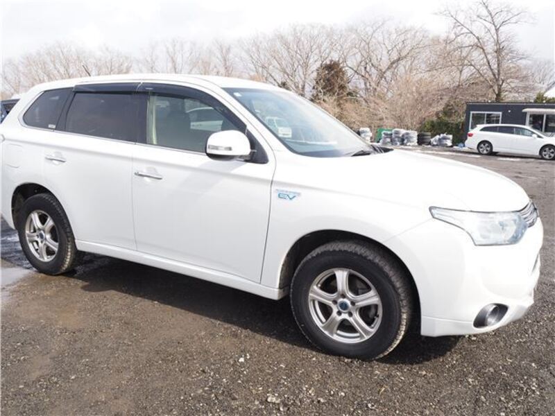 OUTLANDER PHEV