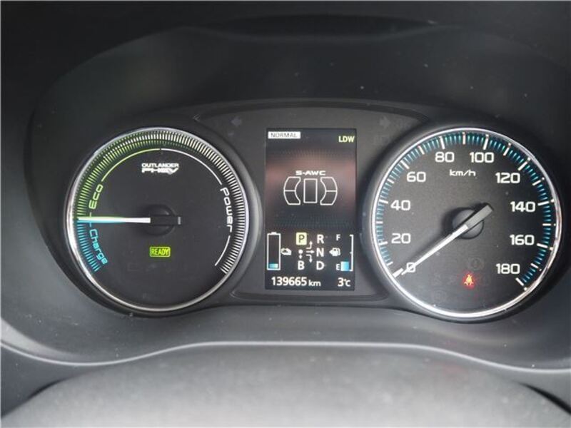 OUTLANDER PHEV