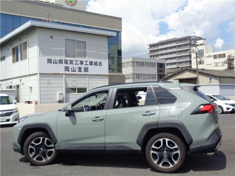 RAV4