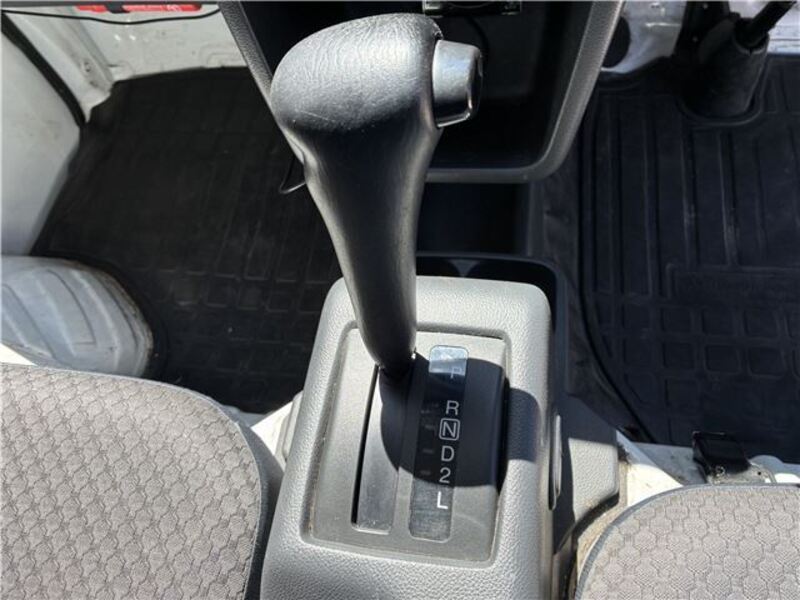 MINICAB TRUCK
