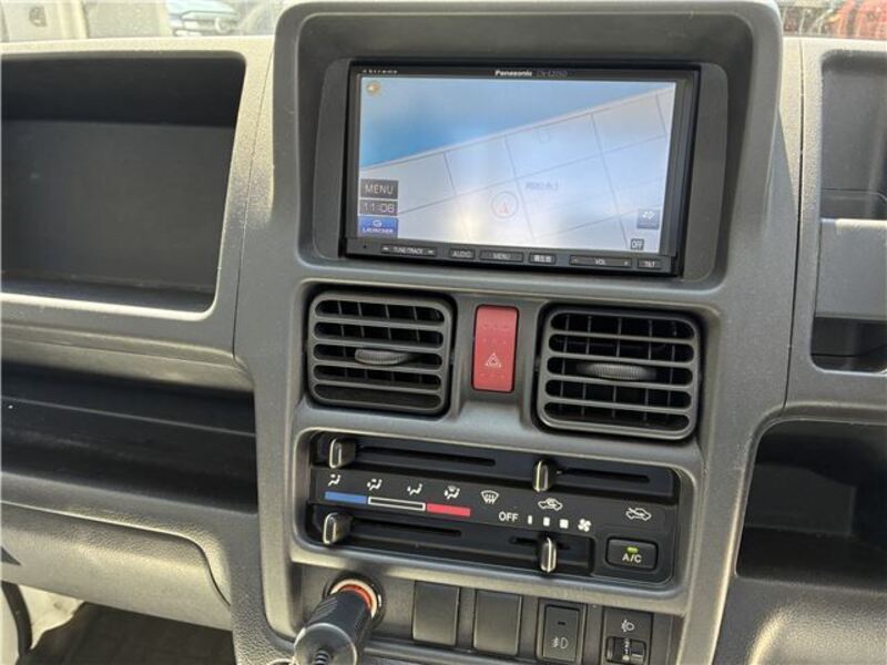 MINICAB TRUCK
