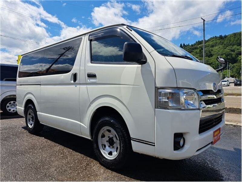 HIACE VAN