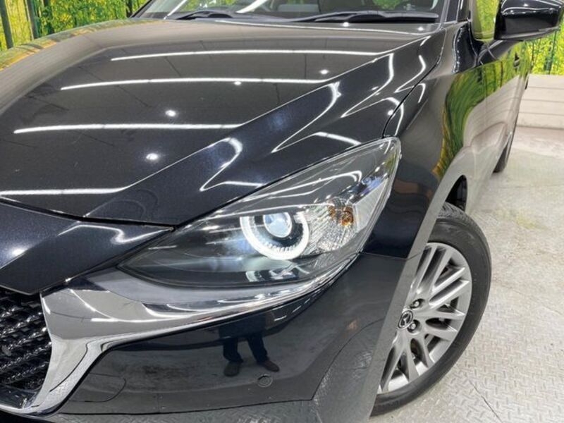 MAZDA2