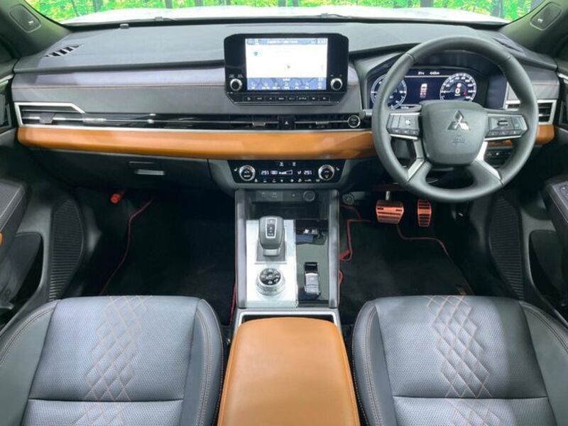 OUTLANDER PHEV