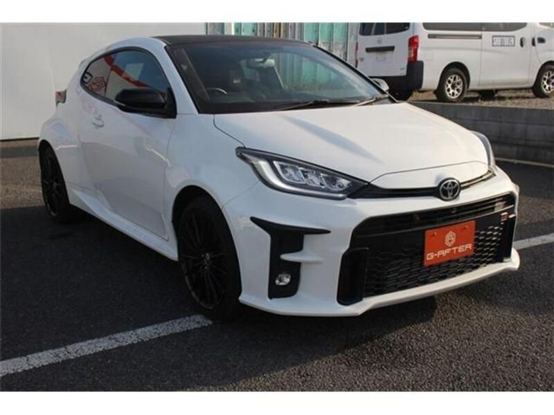 GR YARIS