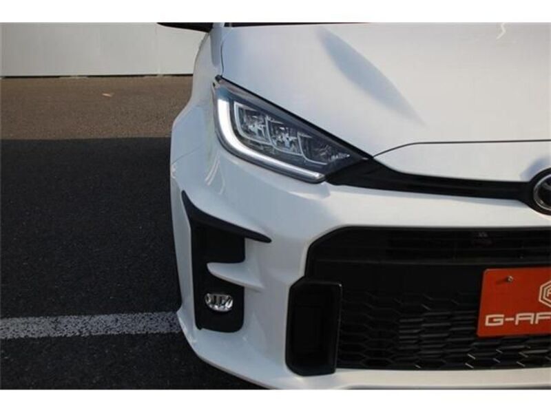 GR YARIS