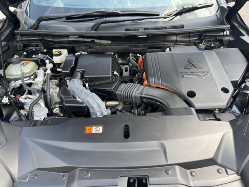 OUTLANDER PHEV