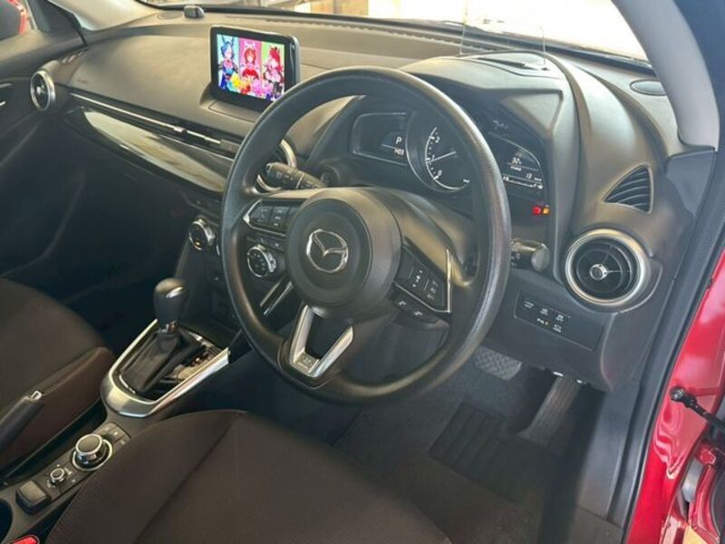 MAZDA2