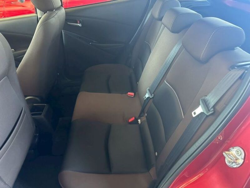 MAZDA2