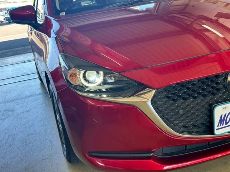MAZDA2